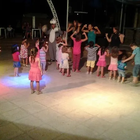 Fontane Bianche 3* סירקוזה